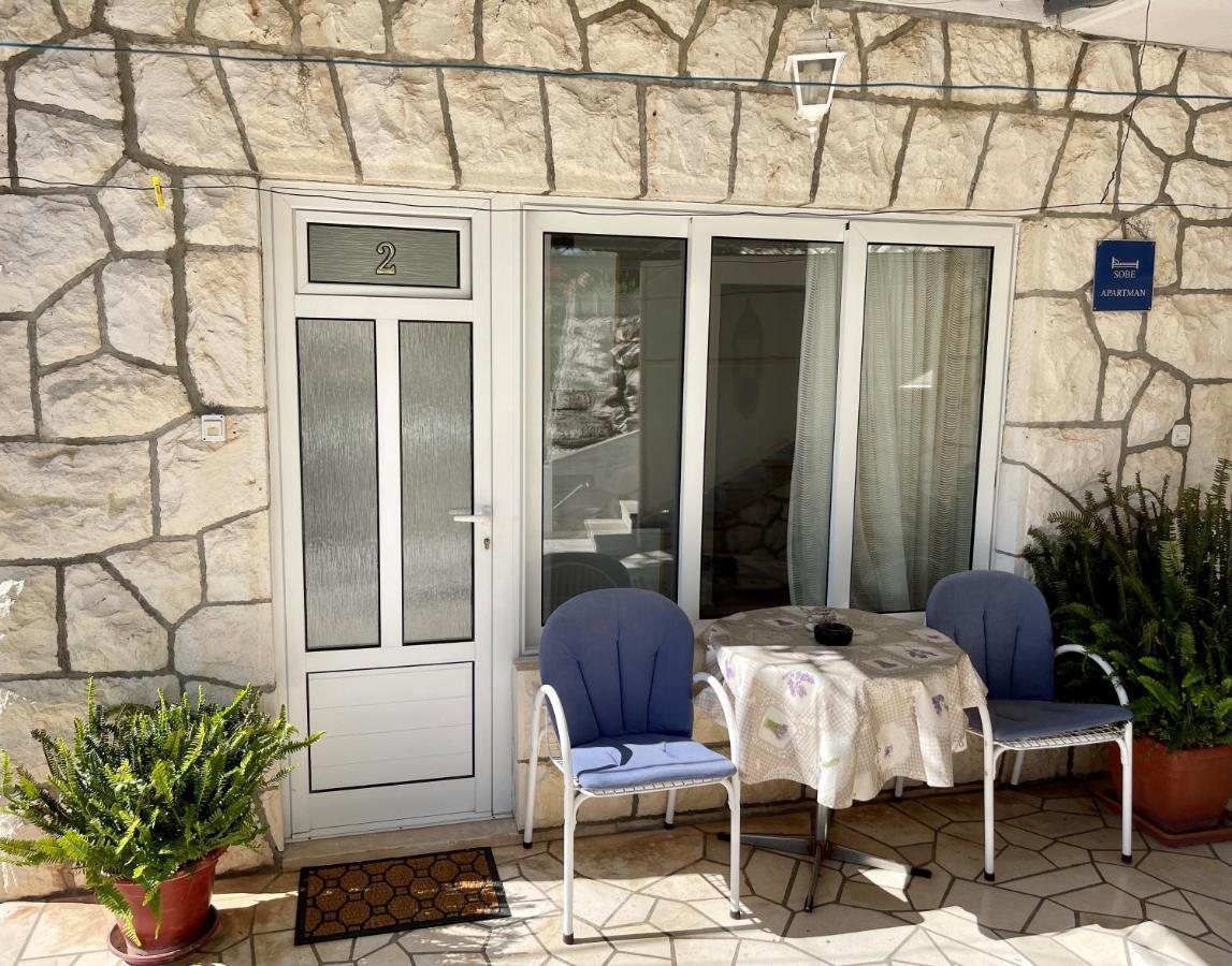 Rooms & Apartments Tepsa - Centre Hvar Town Exterior photo
