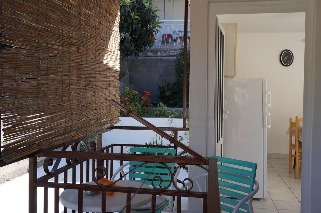 Rooms & Apartments Tepsa - Centre Hvar Town Exterior photo